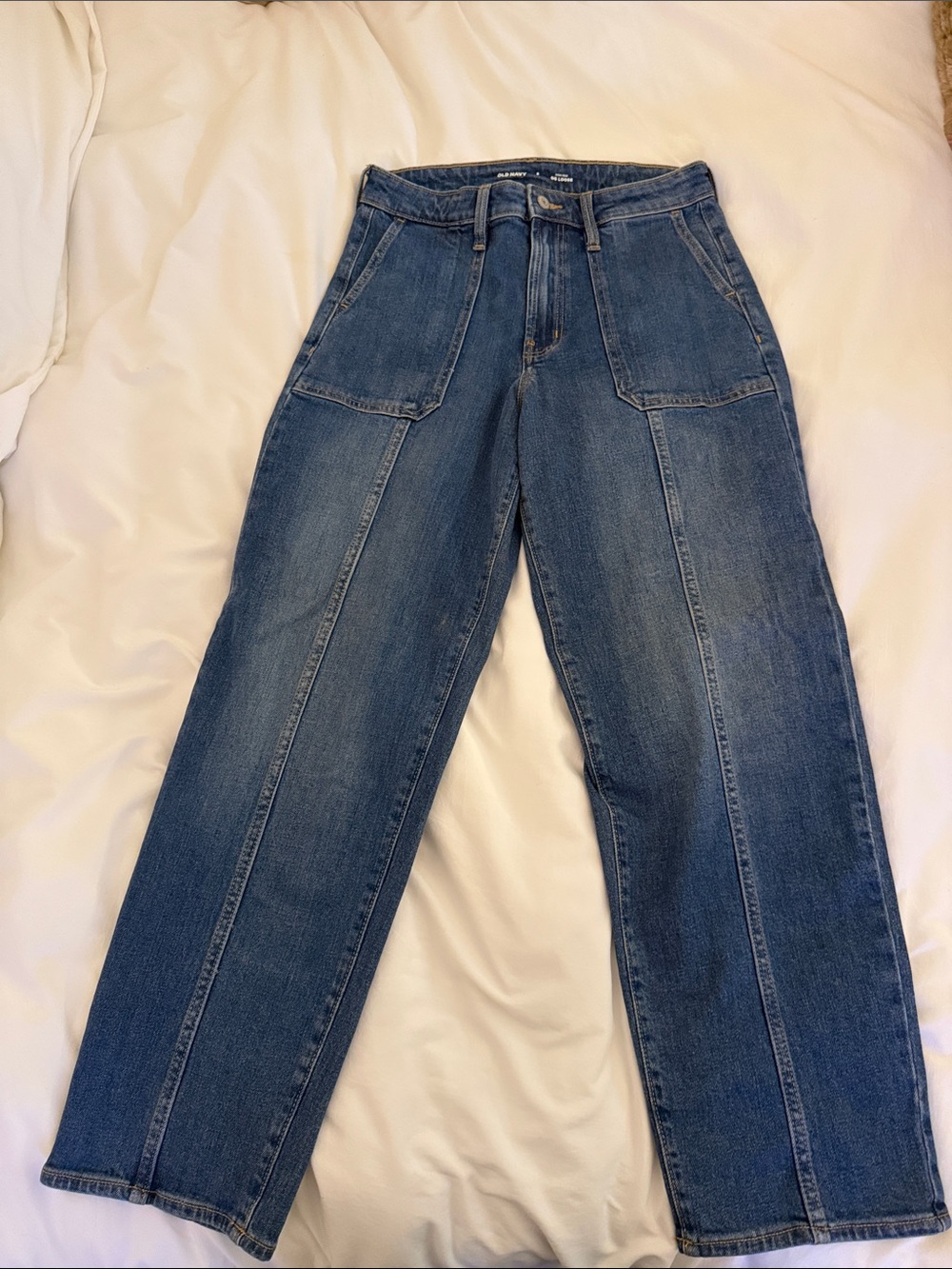 Old Navy Straight-Leg Jeans in Medium Blue